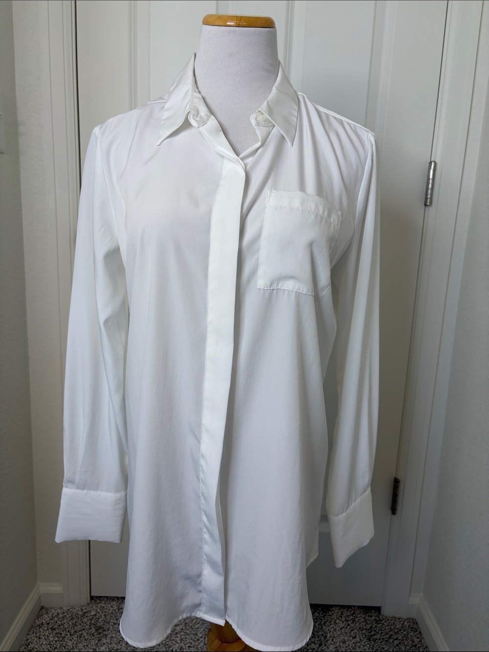 Nine West White Button Down Blouse Medium Hidden Placket Oversized Cuffs